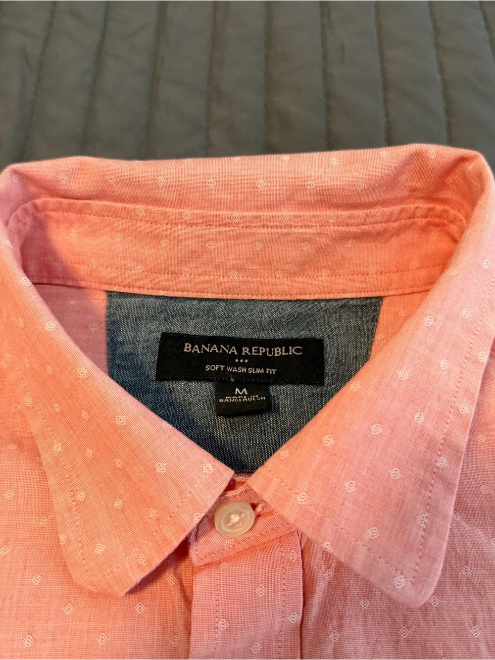 Banana Republic Coral Button-Down Shirt with Subtle Dot Pattern